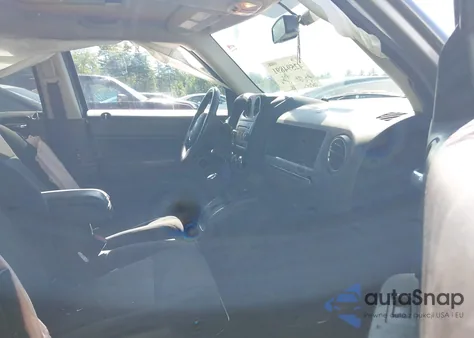 2016 Jeep Patriot Latitude из США, поврежденный, VIN 1C4NJRFB5GD619311